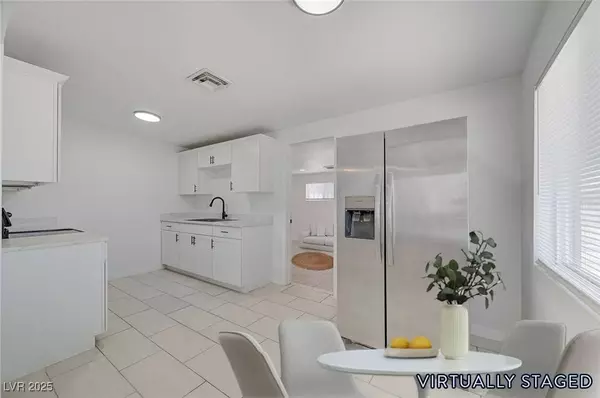 1716 Pacific ST, Las Vegas, NV 89104