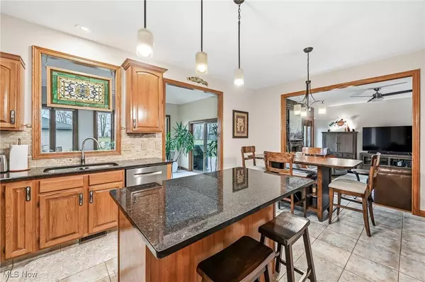 110 Longview CIR, North Lima, OH 44452