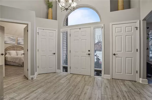 3277 Linden PL, Canfield, OH 44406