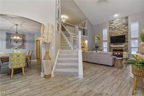 3277 Linden PL, Canfield, OH 44406