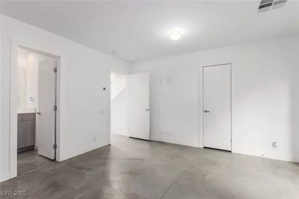 1998 Lewis AVE, Las Vegas, NV 89101