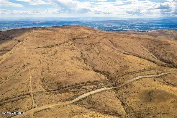 NKA Roza Hill Dr, Yakima, WA 98901