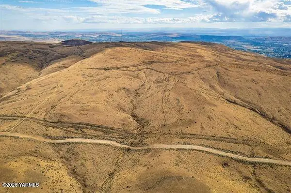 NKA Roza Hill Dr, Yakima, WA 98901