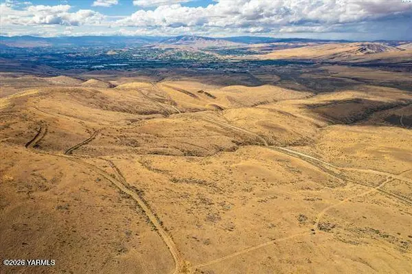 NKA Roza Hill Dr, Yakima, WA 98901