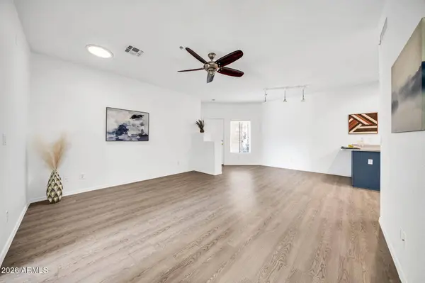 8800 N 107th Avenue #52, Peoria, AZ 85345