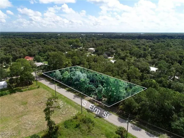 S Elm ST, Labelle, FL 33935