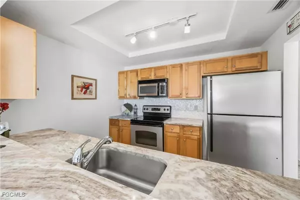 3326 N Key DR #7, North Fort Myers, FL 33903