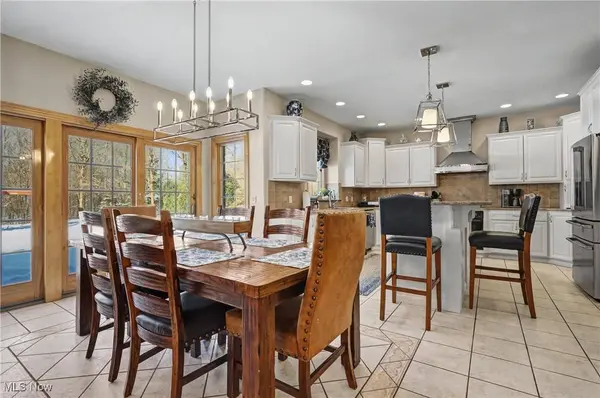 68 Timber Run DR, Canfield, OH 44406