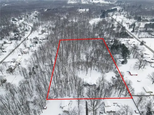 5657 Curtis AVE, Canfield, OH 44406