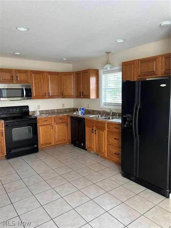 4591 Churchill RD, Youngstown, OH 44505