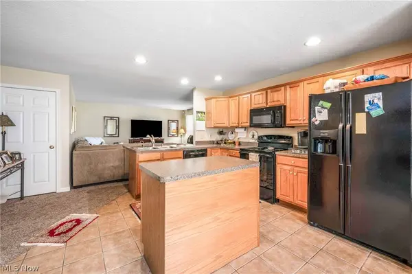 4593 Michigan BLVD, Youngstown, OH 44505