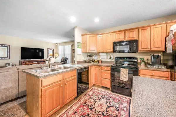4593 Michigan BLVD, Youngstown, OH 44505