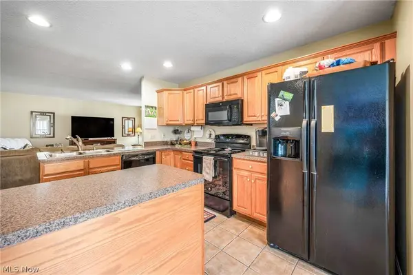 4593 Michigan BLVD, Youngstown, OH 44505