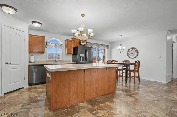 7001 Marble RD NE, Kensington, OH 44427