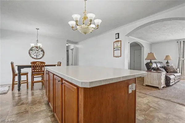 7001 Marble RD NE, Kensington, OH 44427