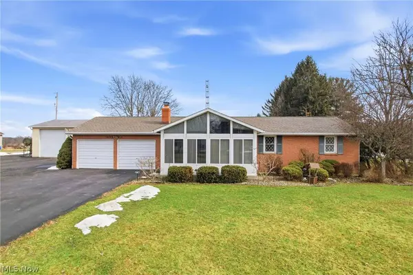 9106 Moulin AVE NE, Alliance, OH 44601