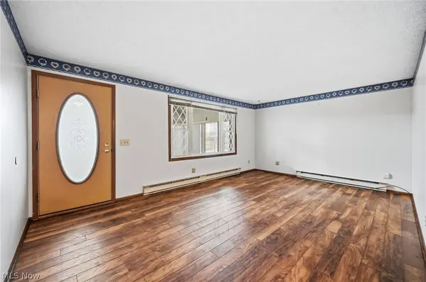 9106 Moulin AVE NE, Alliance, OH 44601