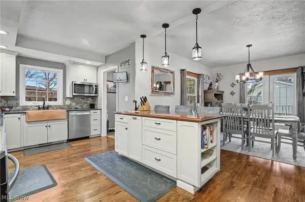 16870 Headland AVE, Lake Milton, OH 44429