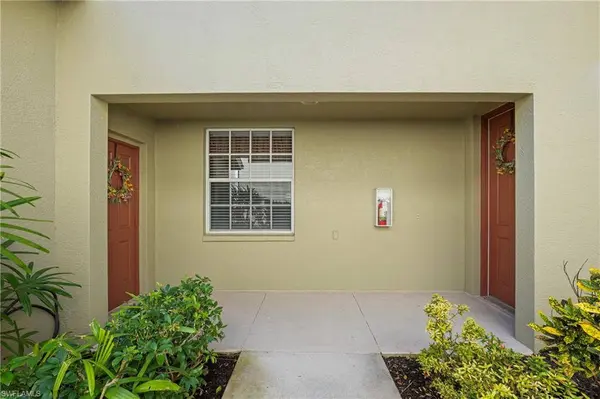 1672 Tarpon Bay DR S #6, Naples, FL 34119