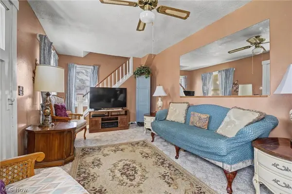 3990 Crum RD, Youngstown, OH 44515