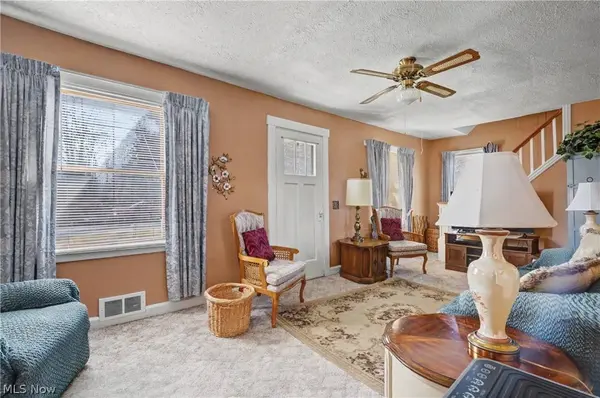 3990 Crum RD, Youngstown, OH 44515