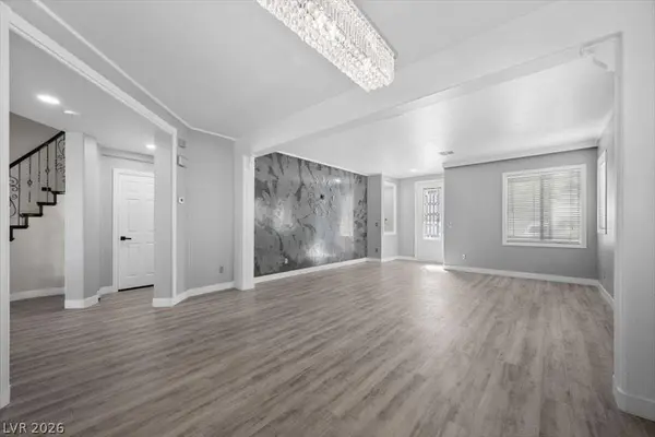 4104 Cathedral Falls AVE, North Las Vegas, NV 89085