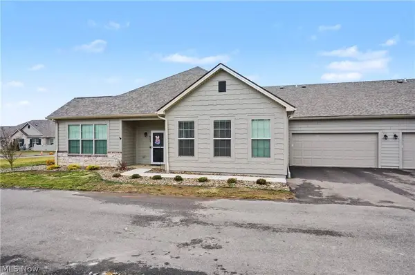 9264 Sharrott RD #801, Poland, OH 44514
