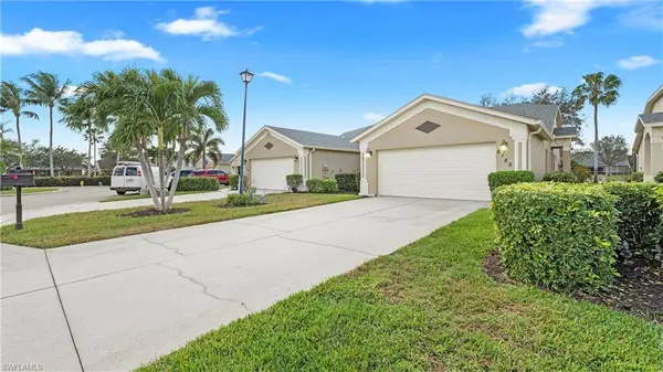 8185 Tauren CT #P443, Naples, FL 34119