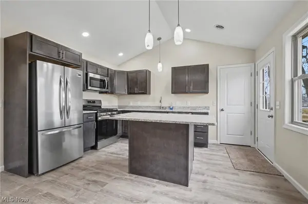 1444 Buckeye CIR, Salem, OH 44460