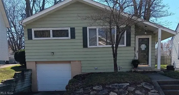 1524 24th ST NW, Canton, OH 44709