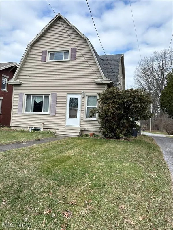 18280 5th ST, Beloit, OH 44609