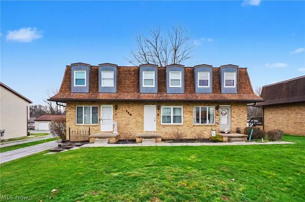 548 Continental DR #B, Salem, OH 44460