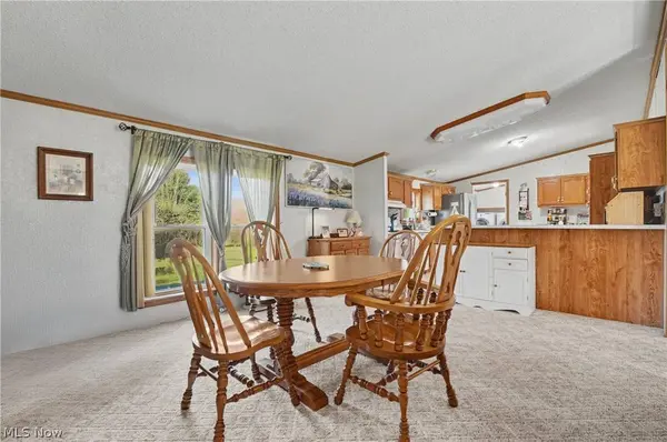 2122 S Pricetown RD, Diamond, OH 44412