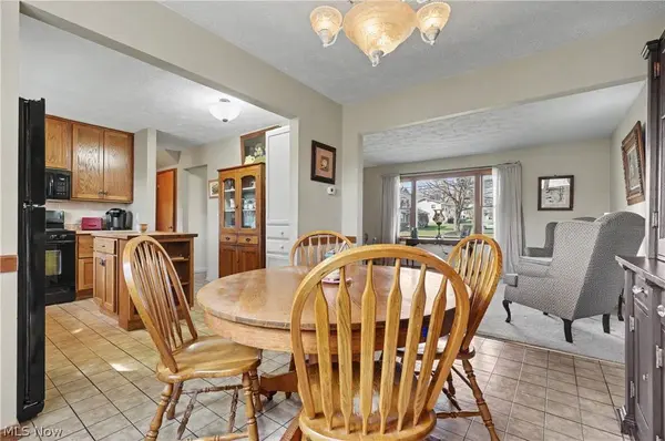 4765 Warwick DR S, Canfield, OH 44406