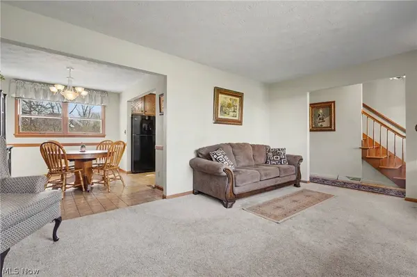 4765 Warwick DR S, Canfield, OH 44406