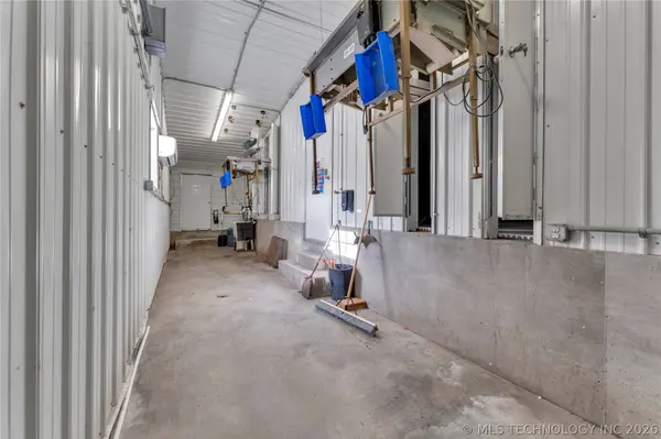 98420 1st, Marble City, OK 74955