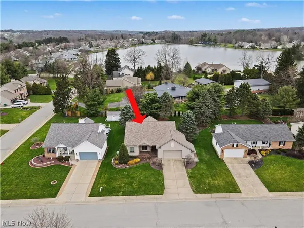 268 S Bayshore DR, Columbiana, OH 44408