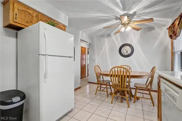 226 Helena DR, Struthers, OH 44471