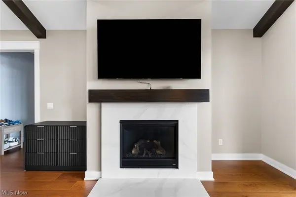 2645 Waters Edge DR, Columbiana, OH 44408