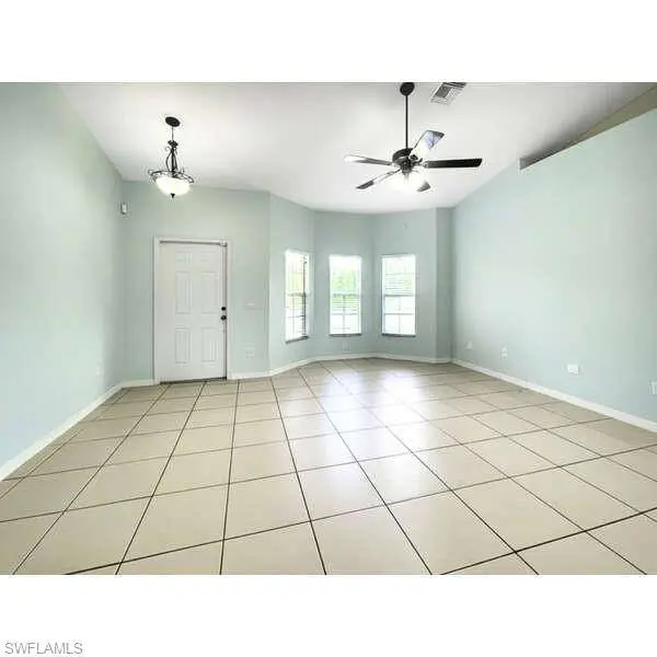 1252 Delores ST E, Lehigh Acres, FL 33974