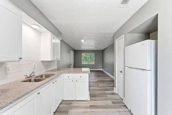 16957 Rabon Chapel RD, Montgomery, TX 77316