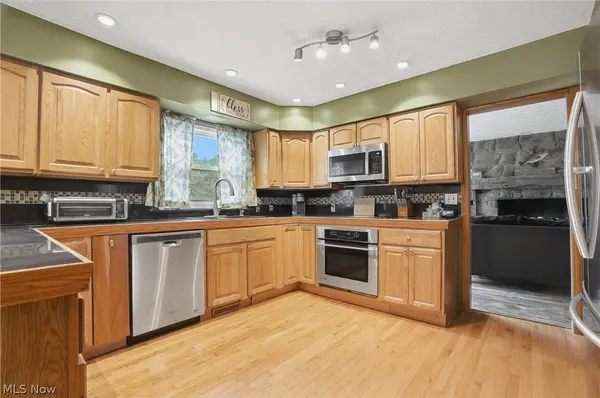 2697 Newton Tomlinson, Newton Falls, OH 44444