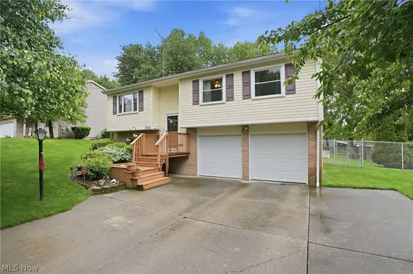 3955 Dunbar ST, Austintown, OH 44515