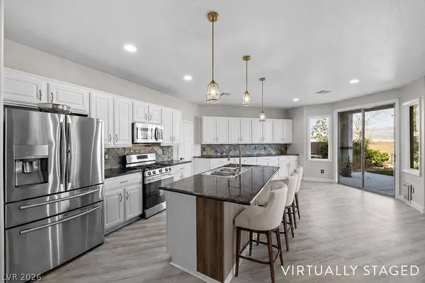 4104 Cathedral Falls AVE, North Las Vegas, NV 89085