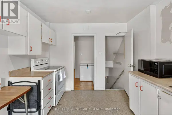 322-324 QUEEN MARY STREET, Ottawa, ON K1K1W9