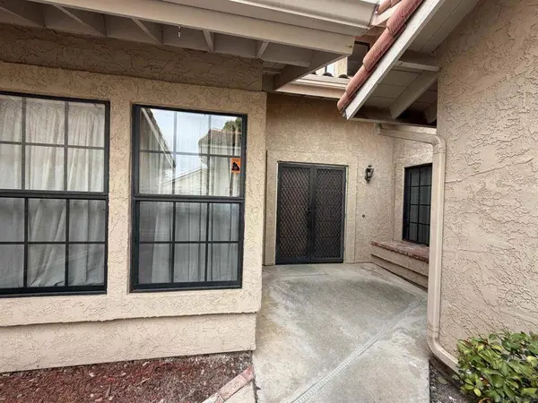 15614 Via Marchena, San Diego, CA 92127