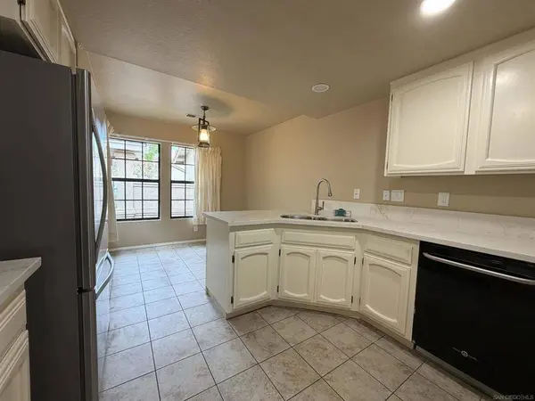 15614 Via Marchena, San Diego, CA 92127