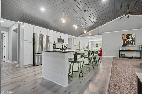 8099 W Western Reserve RD, Canfield, OH 44406