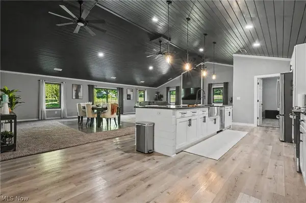 8099 W Western Reserve RD, Canfield, OH 44406