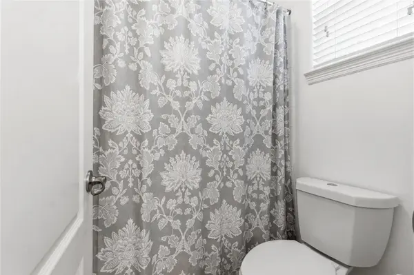 4906 Canterbury WAY, Houston, TX 77069